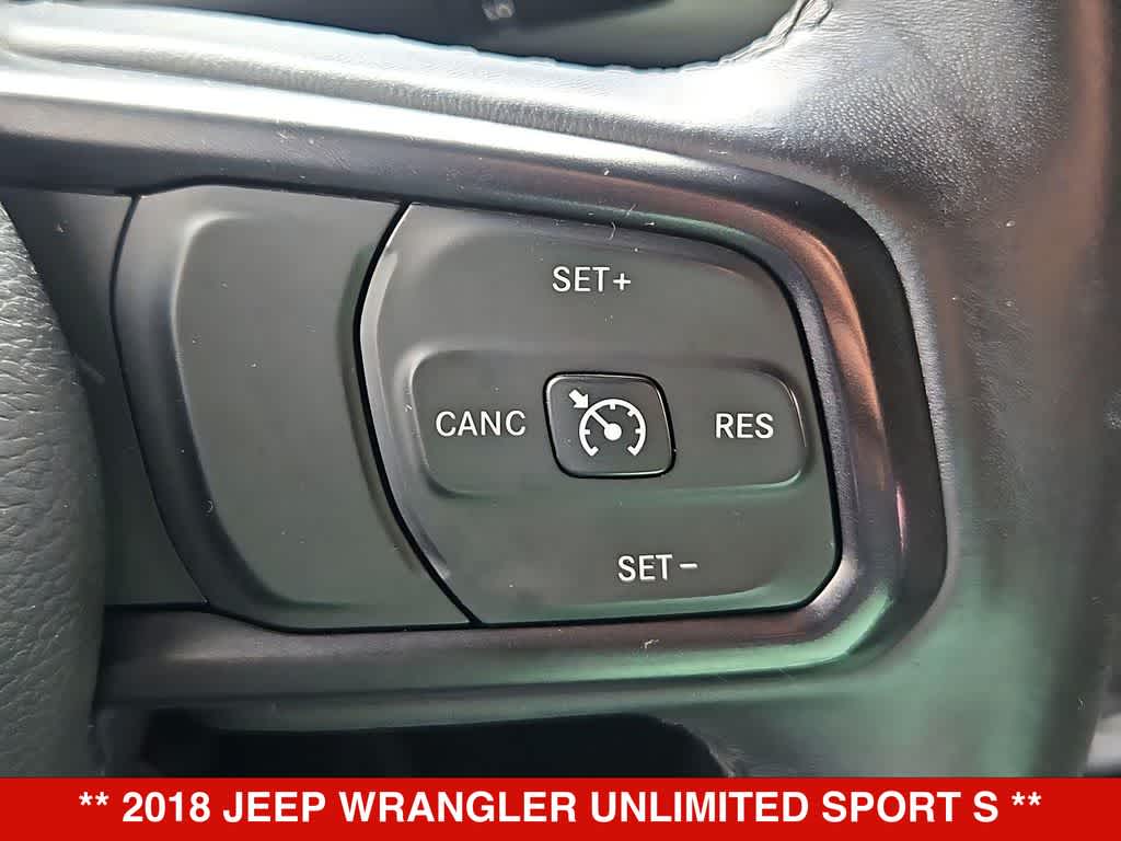 Thumbnail: 2018 Jeep Wrangler - 25