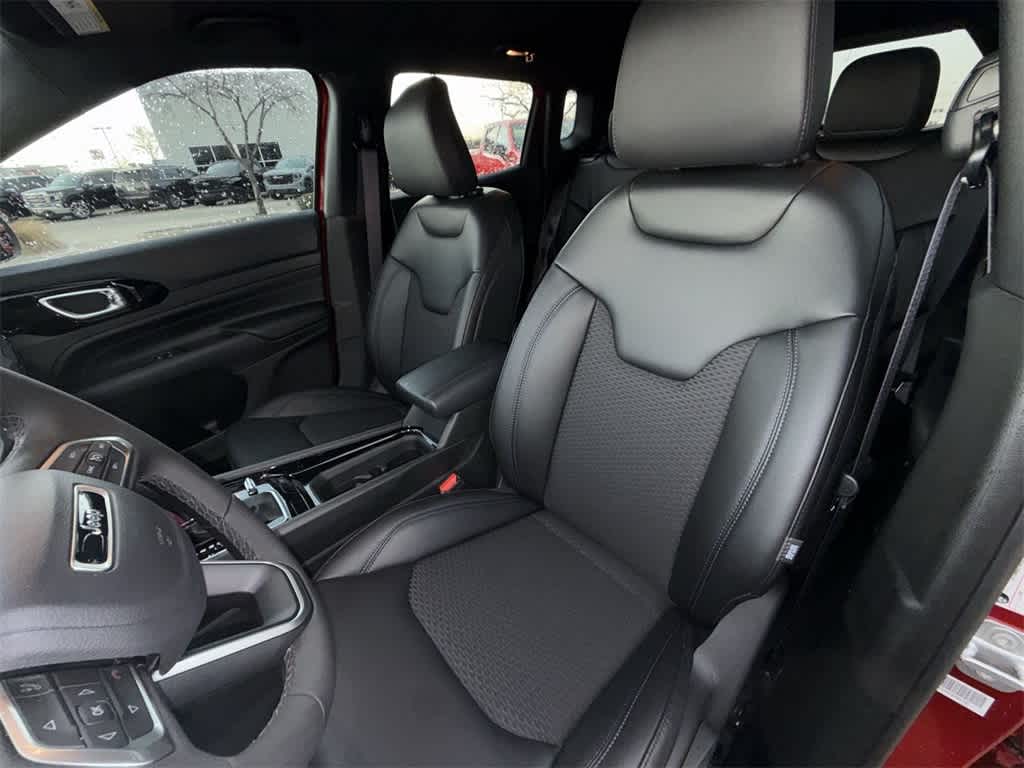 Thumbnail: 2026 Jeep Compass - 11