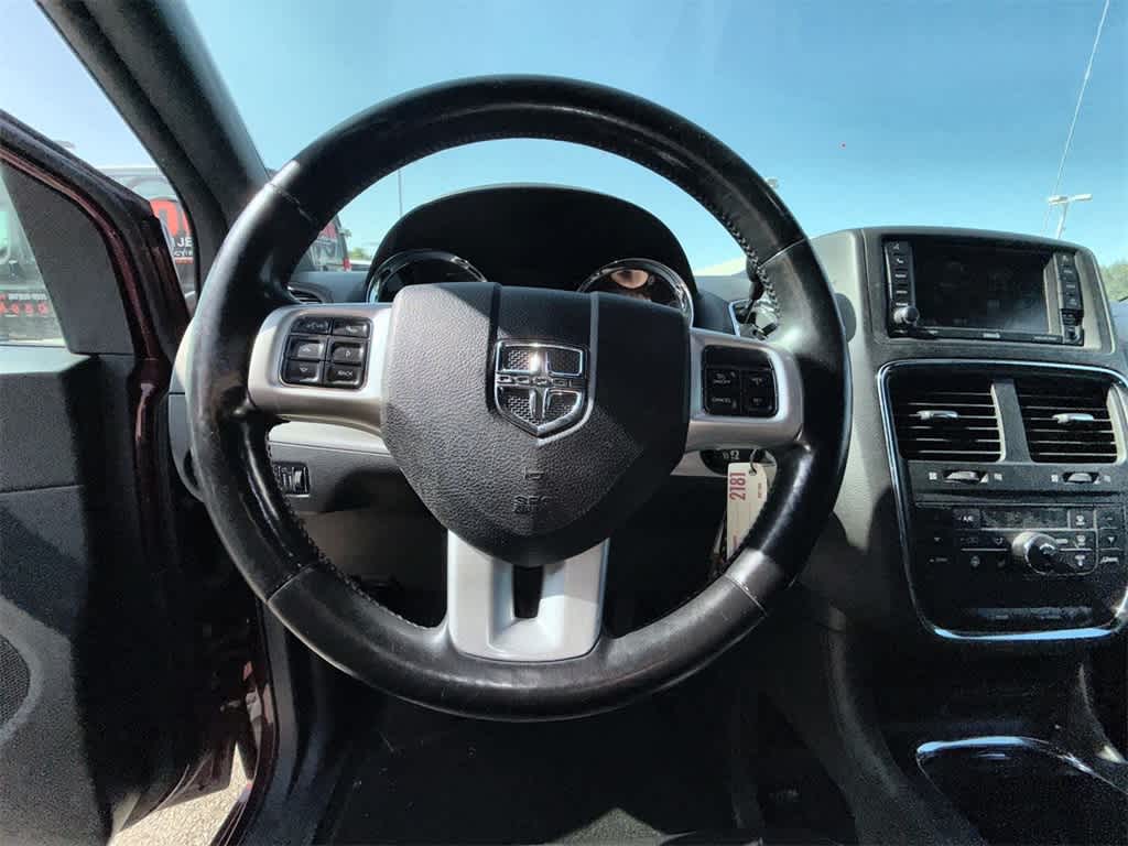Thumbnail: 2017 Dodge Grand Caravan - 21