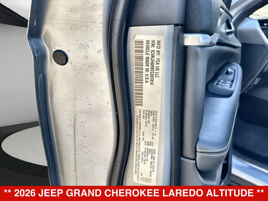 Thumbnail: 2026 Jeep Grand Cherokee - 28