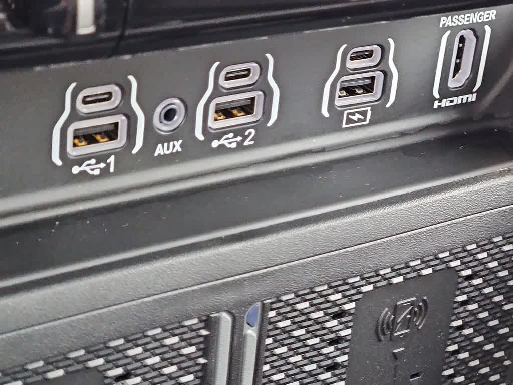 Thumbnail: 2026 RAM 1500 - 32