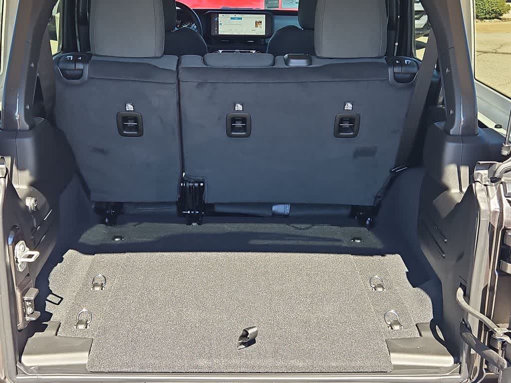 Thumbnail: 2026 Jeep Wrangler - 33