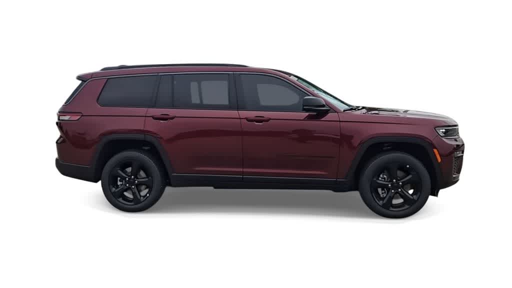 Thumbnail: 2026 Jeep Grand Cherokee L - 9