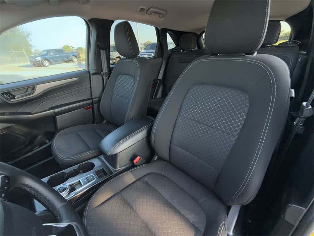 Thumbnail: 2024 Ford Escape - 10