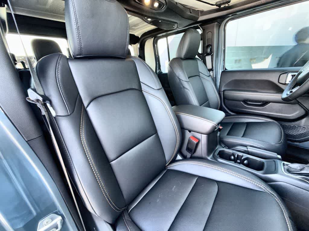 Thumbnail: 2026 Jeep Gladiator - 14