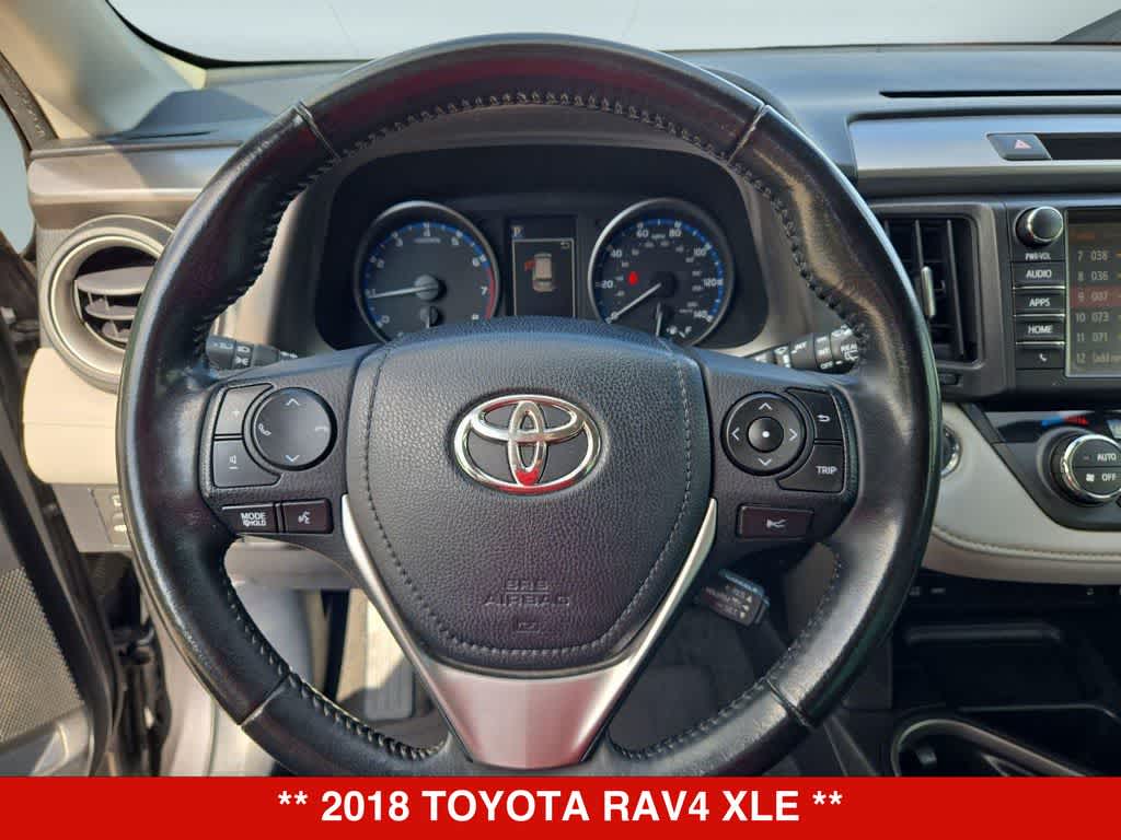 Thumbnail: 2018 Toyota RAV4 - 22