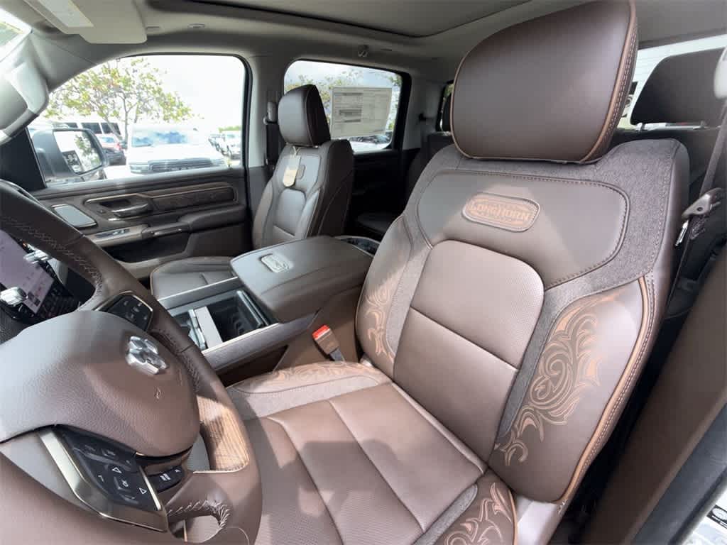 Thumbnail: 2026 RAM 1500 - 10