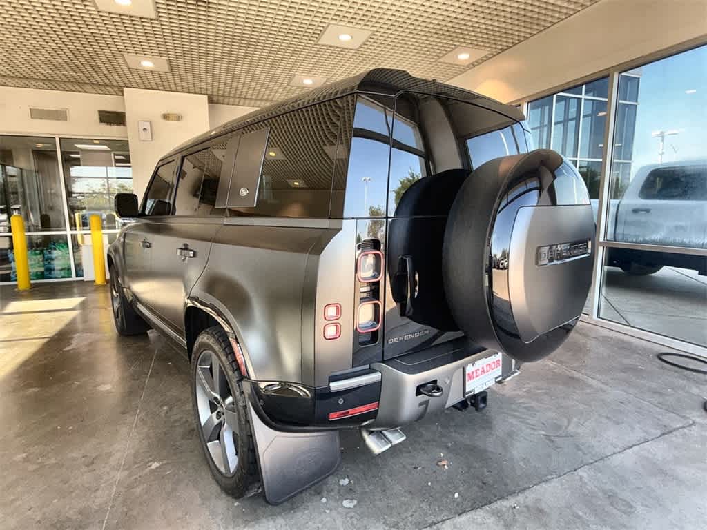 2024 Land Rover Defender 110 Carpathian Edition photo 4