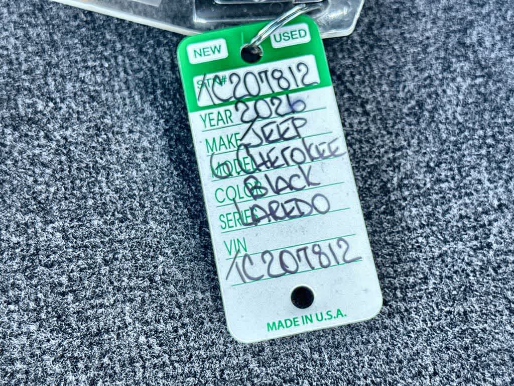 Thumbnail: 2026 Jeep Grand Cherokee - 24