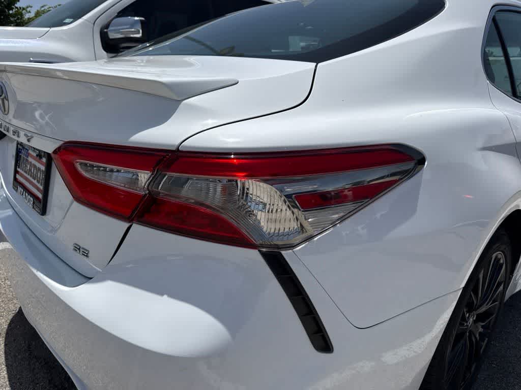 Thumbnail: 2019 Toyota Camry - 14