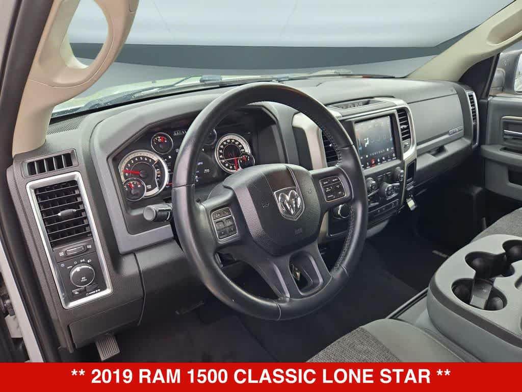 Thumbnail: 2019 RAM 1500 Classic - 2