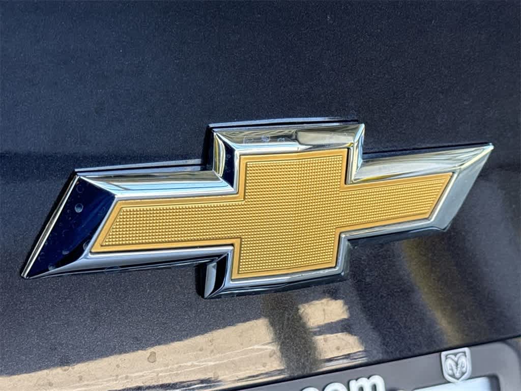 Thumbnail: 2023 Chevrolet Malibu - 8