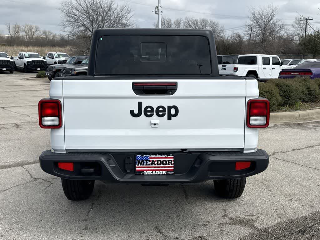 Thumbnail: 2026 Jeep Gladiator - 5