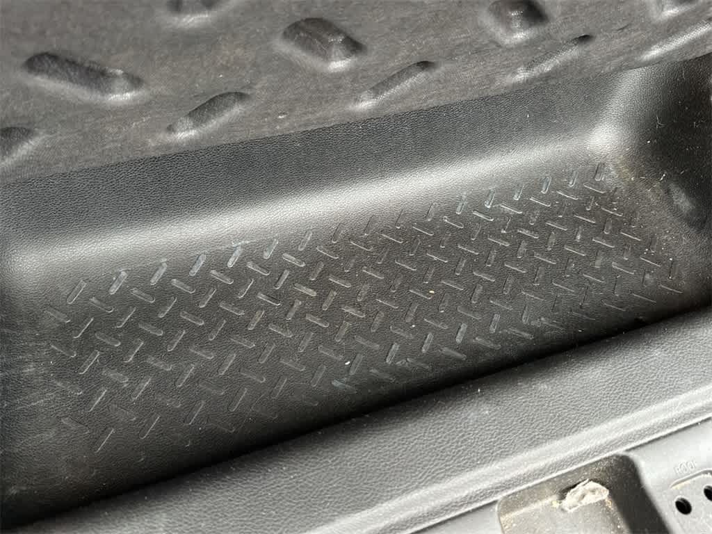 Thumbnail: 2011 Jeep Wrangler - 20