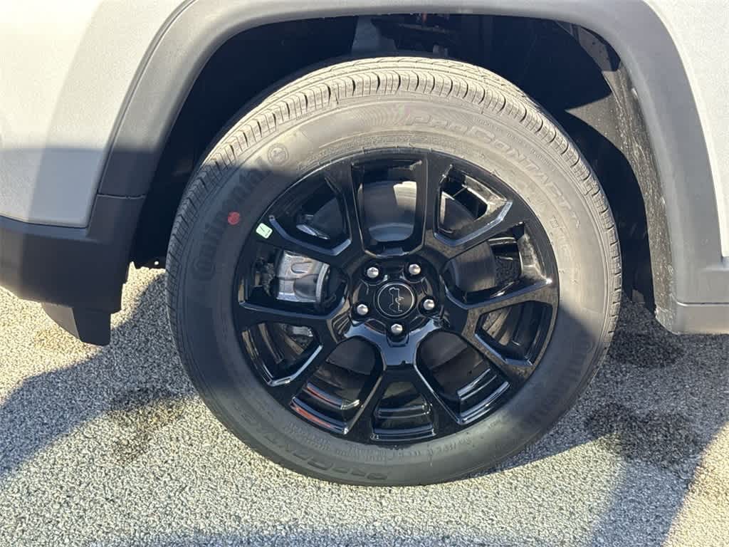 Thumbnail: 2026 Jeep Compass - 9