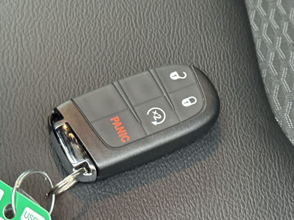 Thumbnail: 2026 Jeep Compass - 23