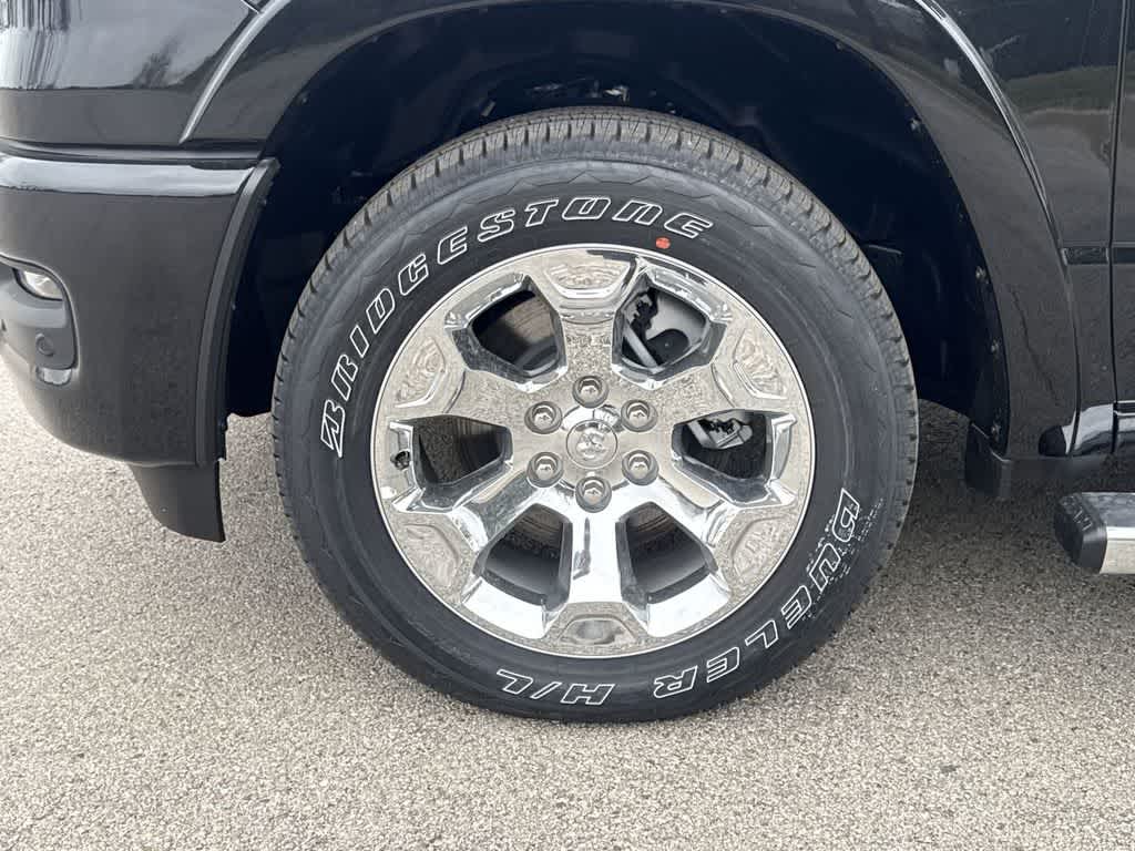 Thumbnail: 2026 RAM 1500 - 9