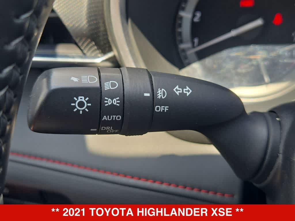 Thumbnail: 2021 Toyota Highlander - 26