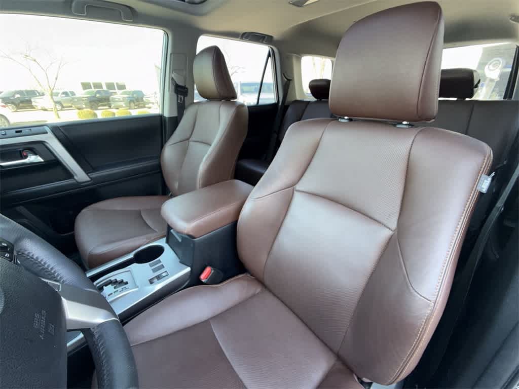 Thumbnail: 2022 Toyota 4Runner - 12