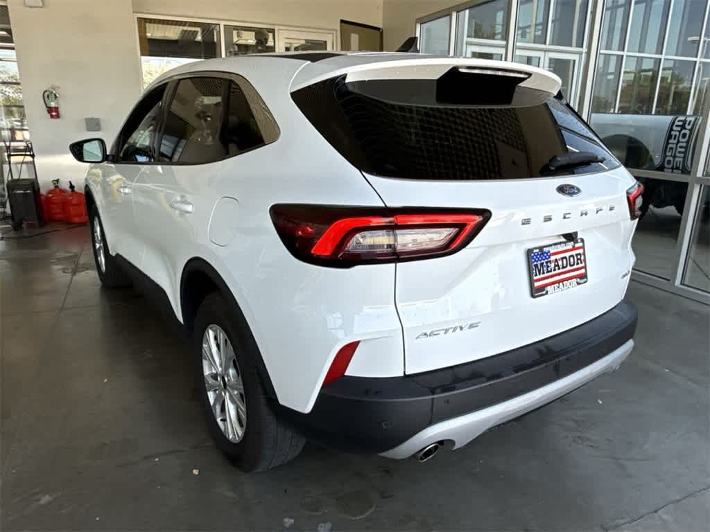 Thumbnail: 2024 Ford Escape - 4