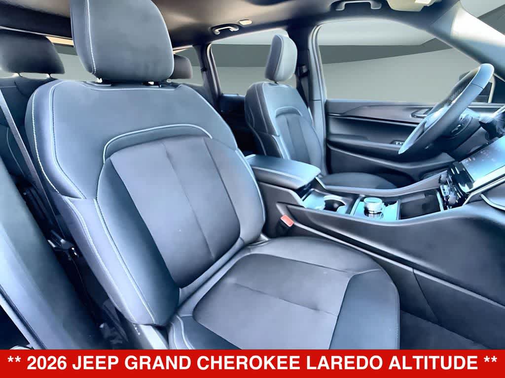 Thumbnail: 2026 Jeep Grand Cherokee - 14