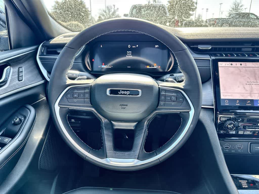 Thumbnail: 2025 Jeep Grand Cherokee - 19