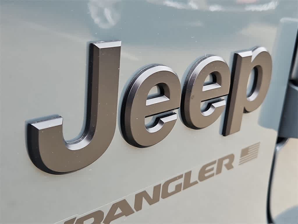 Thumbnail: 2026 Jeep Wrangler - 12