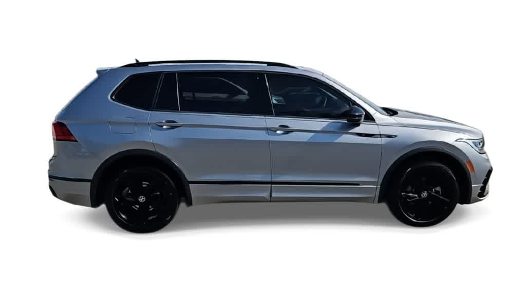 Thumbnail: 2023 Volkswagen Tiguan - 9