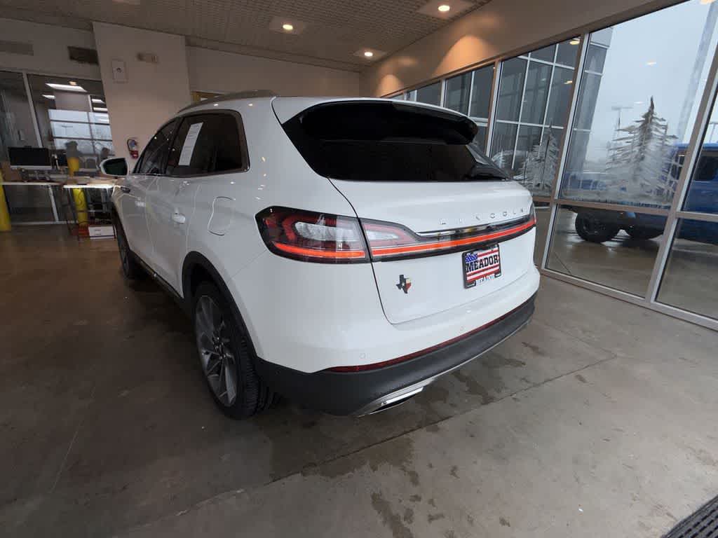 Thumbnail: 2022 Lincoln Nautilus - 4