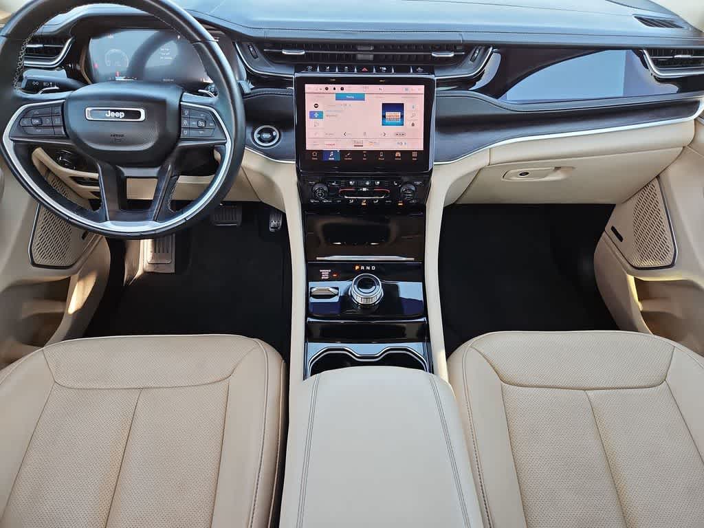 Thumbnail: 2022 Jeep Grand Cherokee - 16