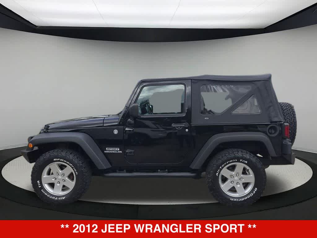 Thumbnail: 2012 Jeep Wrangler - 3