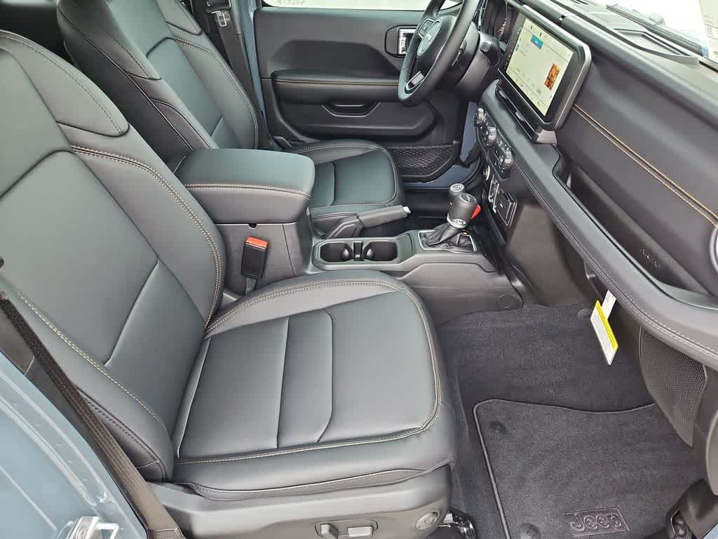 Thumbnail: 2026 Jeep Gladiator - 22