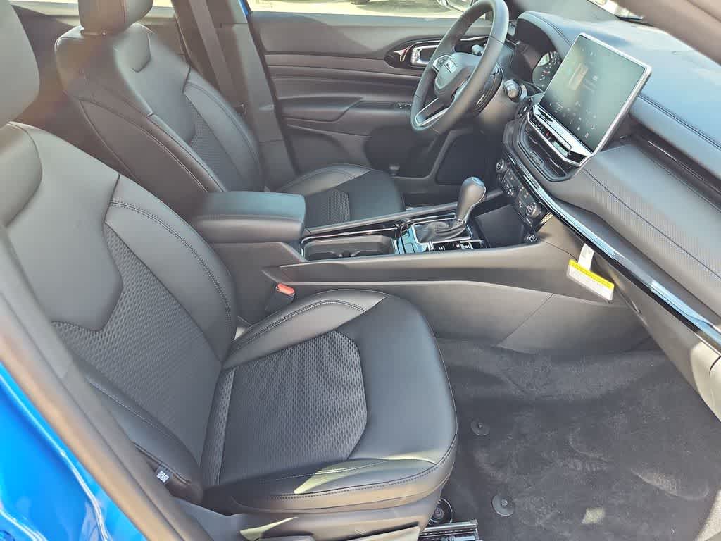 Thumbnail: 2026 Jeep Compass - 23