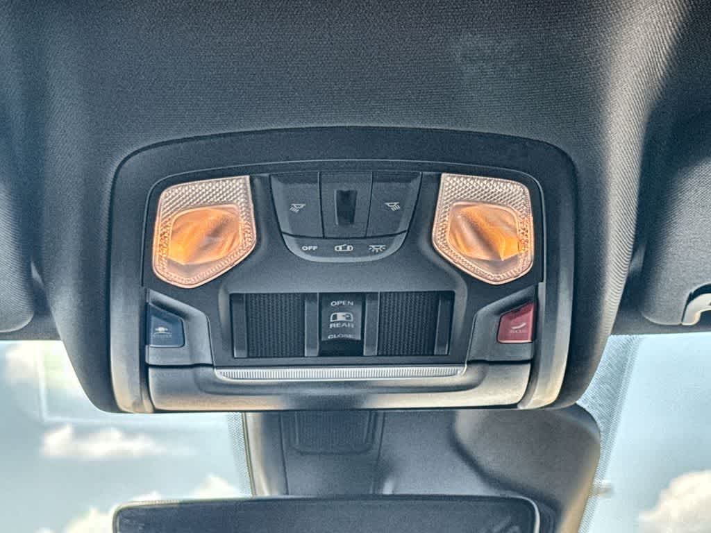 Thumbnail: 2026 RAM 1500 - 19