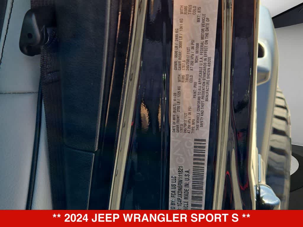 Thumbnail: 2024 Jeep Wrangler - 34
