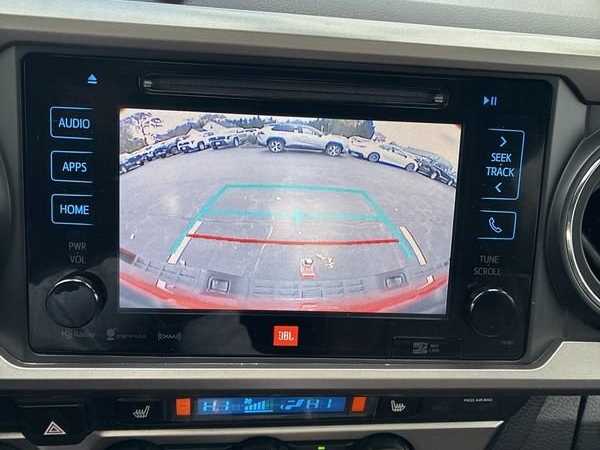 Thumbnail: 2019 Toyota Tacoma - 16