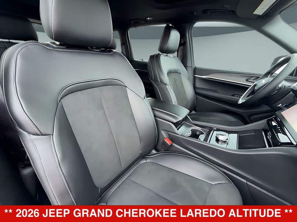 Thumbnail: 2026 Jeep Grand Cherokee - 14