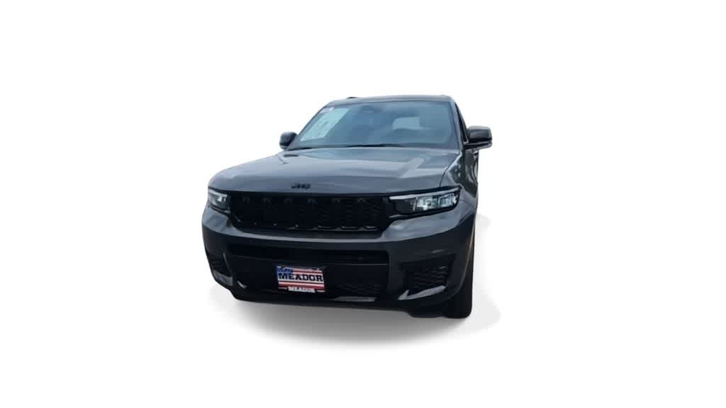 Thumbnail: 2025 Jeep Grand Cherokee L - 3