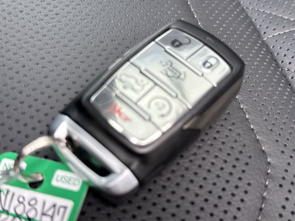 Thumbnail: 2026 RAM 1500 - 33