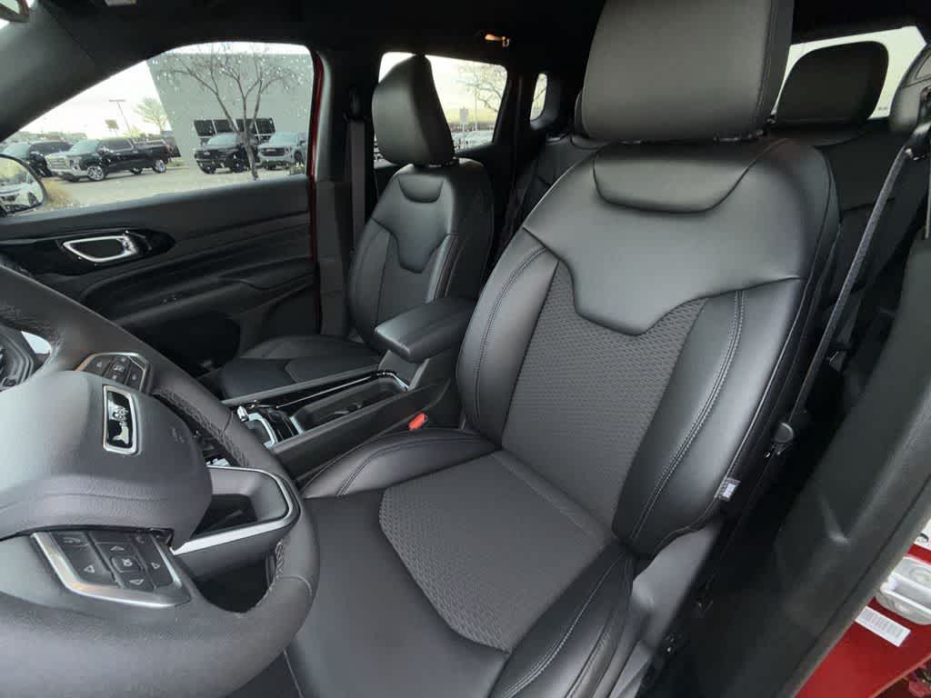 Thumbnail: 2026 Jeep Compass - 11