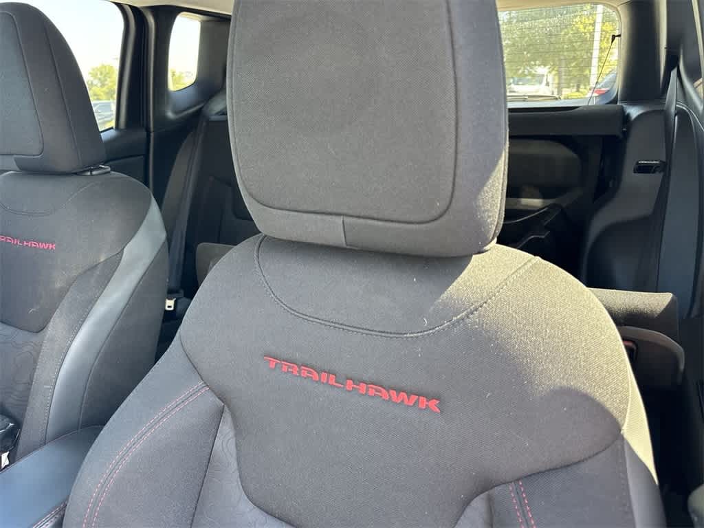 Thumbnail: 2021 Jeep Renegade - 10