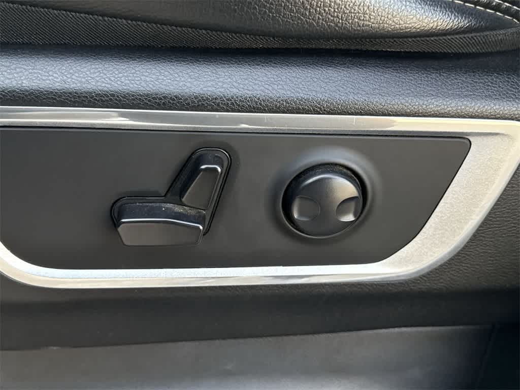 Thumbnail: 2023 RAM 1500 - 25