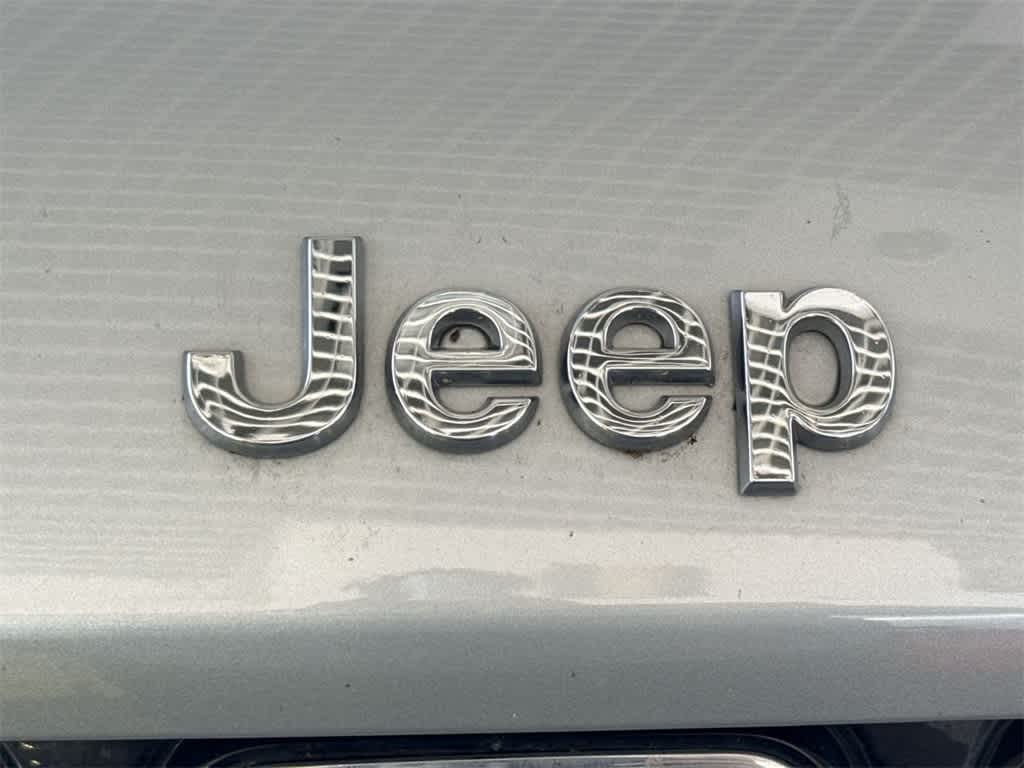 Thumbnail: 2023 Jeep Grand Cherokee - 7