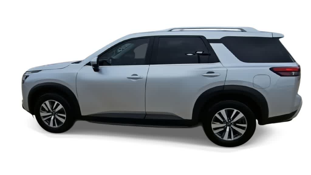 Thumbnail: 2023 Nissan Pathfinder - 5