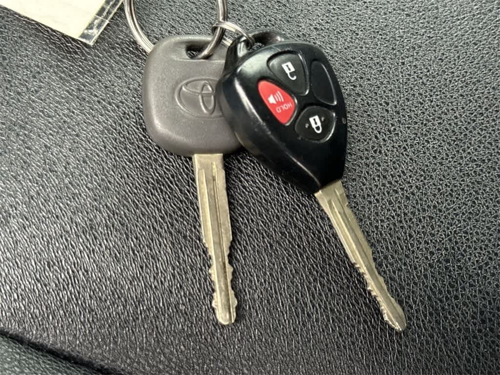 Thumbnail: 2016 Toyota 4Runner - 29