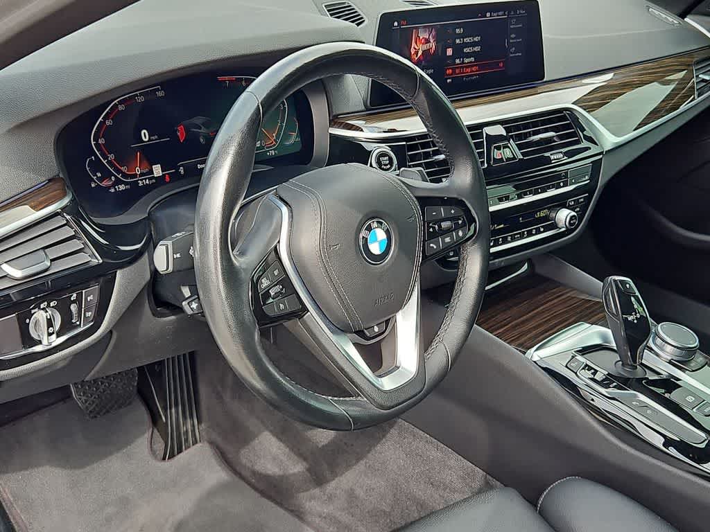 Thumbnail: 2020 BMW 5 Series - 10