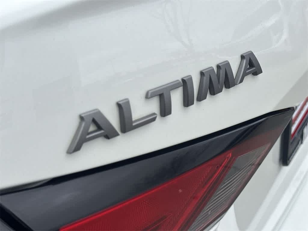 Thumbnail: 2024 Nissan Altima - 8