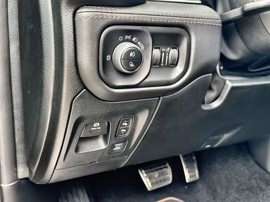 Thumbnail: 2026 RAM 1500 - 30