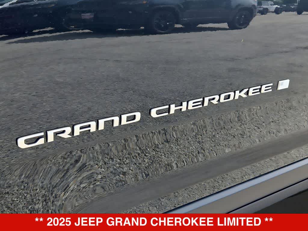 Thumbnail: 2025 Jeep Grand Cherokee - 13