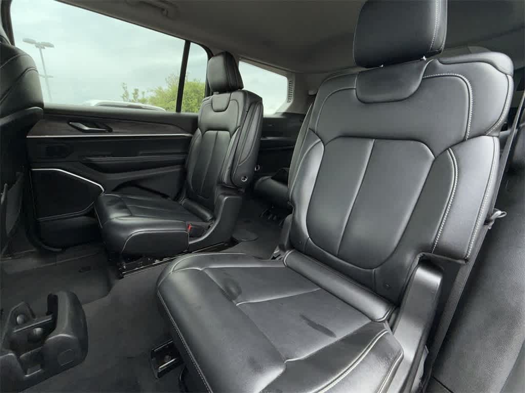 Thumbnail: 2022 Jeep Grand Cherokee L - 12